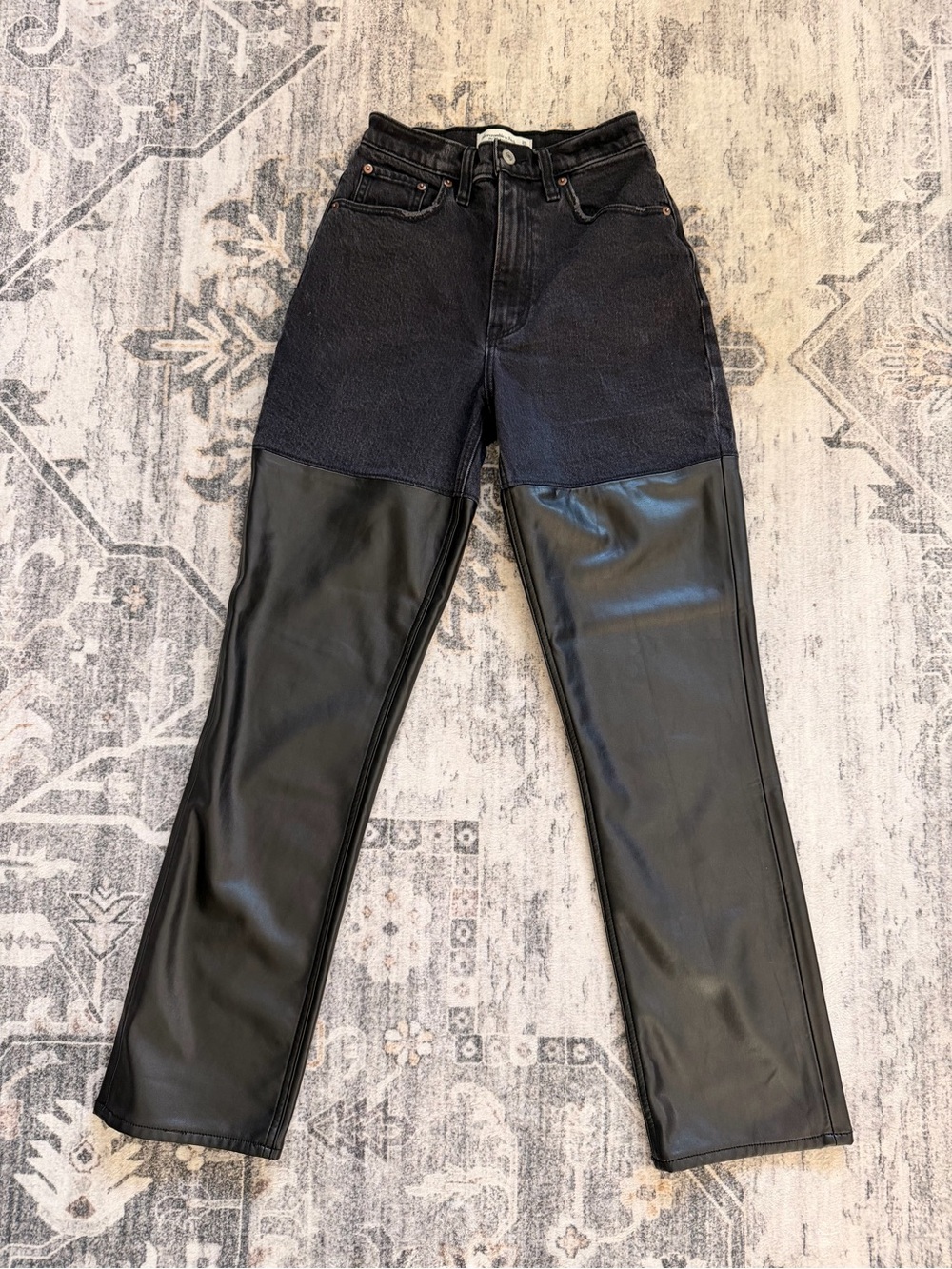 Abercrombie & Fitch Black Two-Tone Straight Leg 90’s Curve Love Jeans